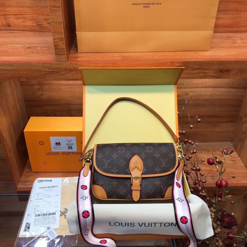 ✨🎊Authentic 💎Louis Vuitton bag